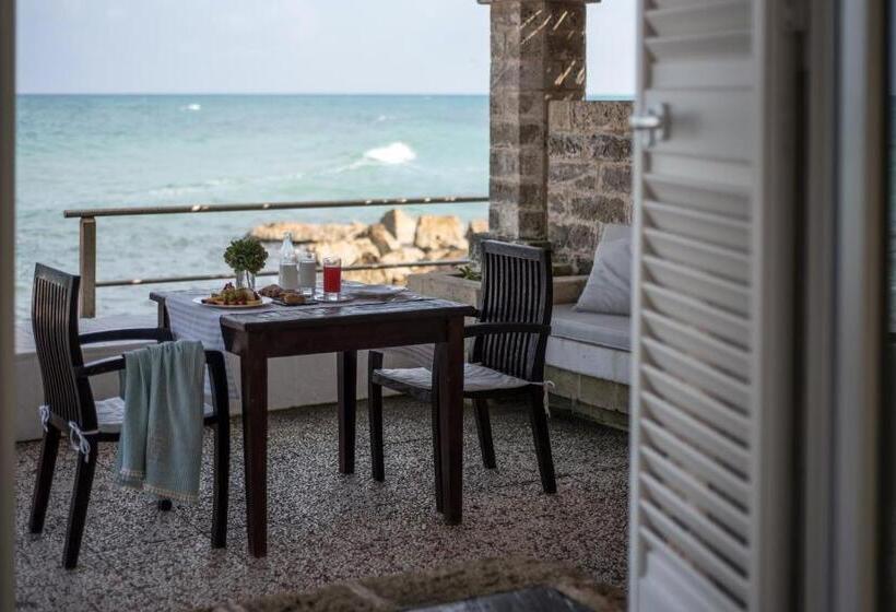 Люкс с Бассейном, La Peschiera