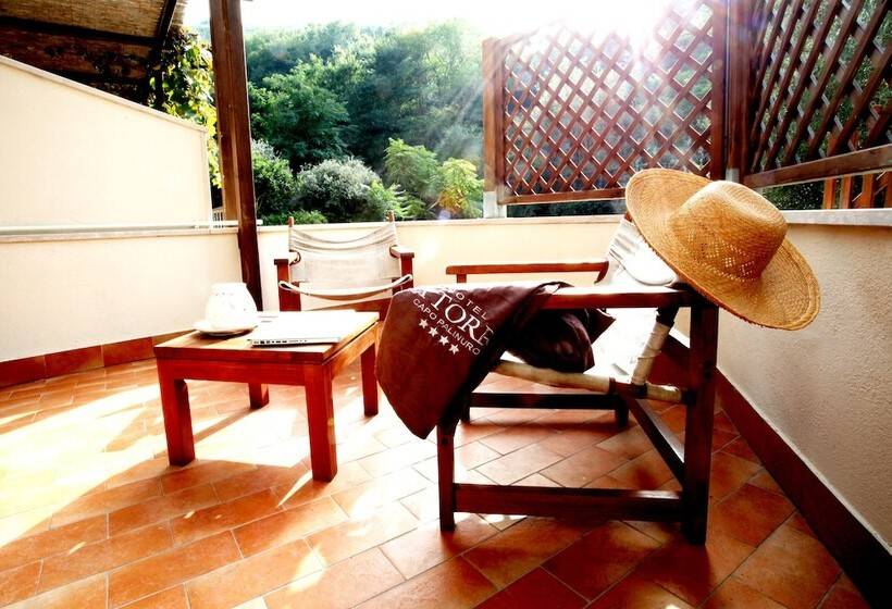 חדר אקונומי, La Torre