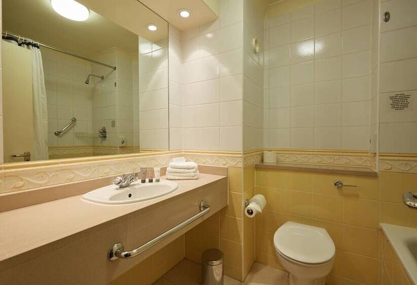 غرفة تنفيذية, Lismoyne