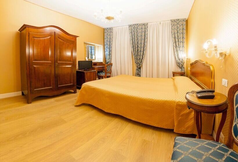 اتاق استاندارد سه نفره, Locanda Canal