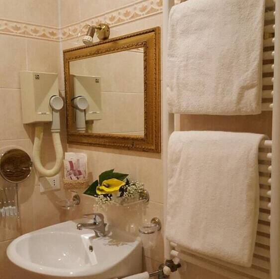 اتاق استاندارد چهار تخته, Locanda Canal