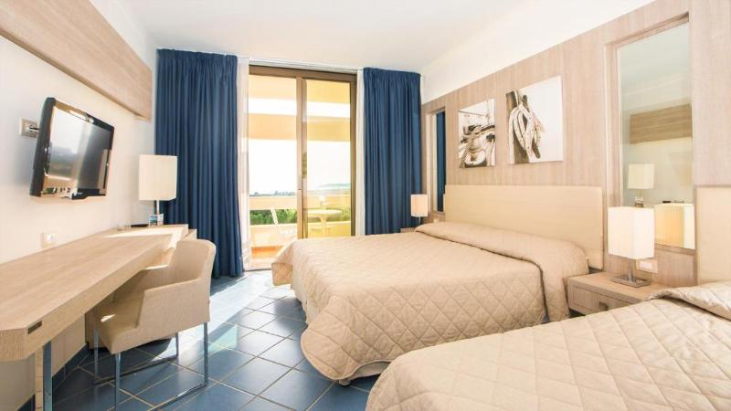 חדר דלוקס לשלושה עם נו לים, Mclub Lipari