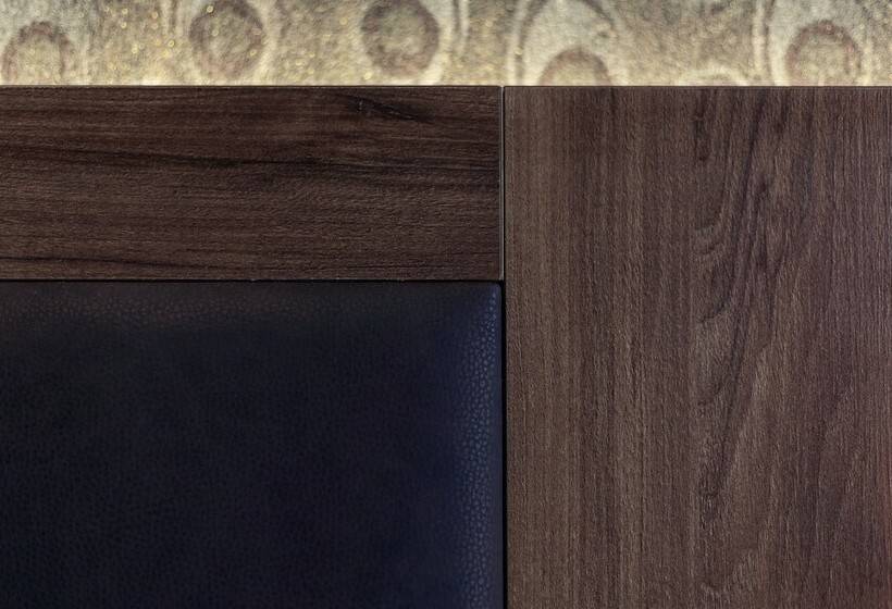 اتاق لوکس, Michelangelo Grand