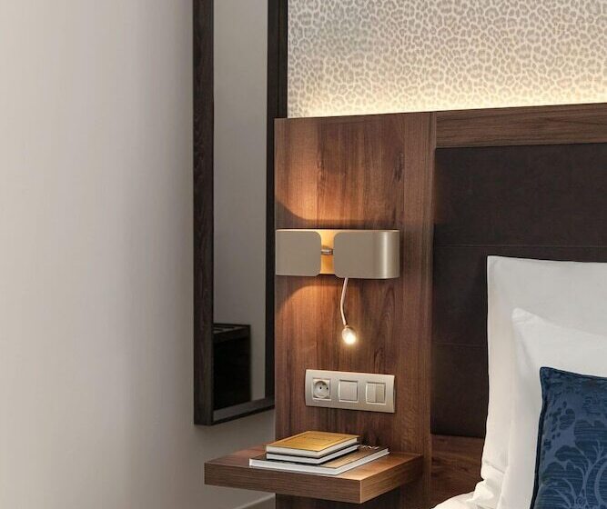 اتاق لوکس, Michelangelo Grand