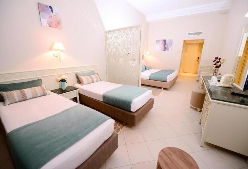 Standard Quadruple Room