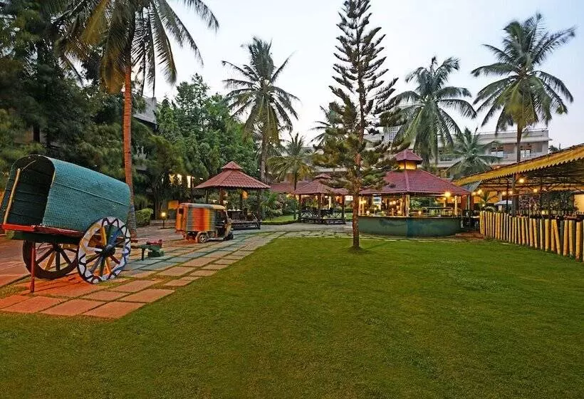スーペリアールーム, Royal Orchid Resort & Convention Centre, Yelahanka Bangalore