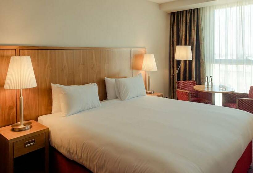 חדר סטנדרט, Tallaght Cross