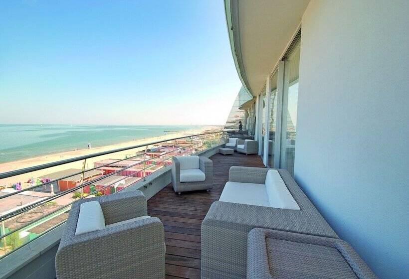 Люкс Deluxe 2 Спальни, Waldorf  Premier Resort