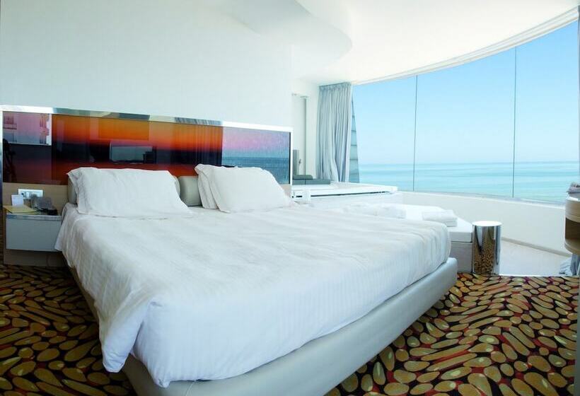 ジュニアスイート, Waldorf  Premier Resort