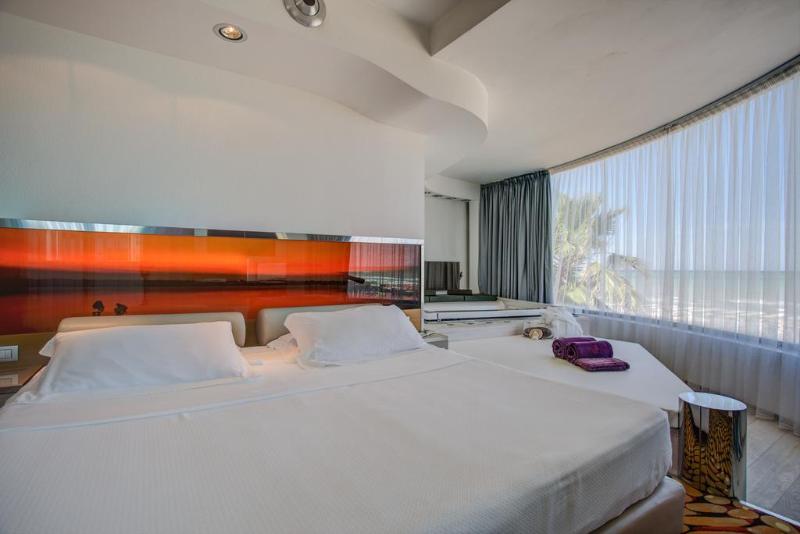 Полулюкс Президентский, Waldorf  Premier Resort