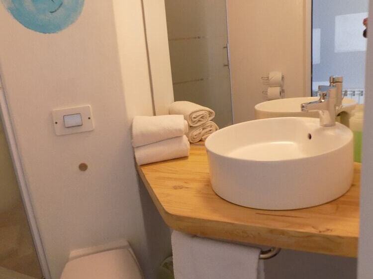 Номер Стандарт Трехместный, Nestor Hotel Gap Et Restaurant