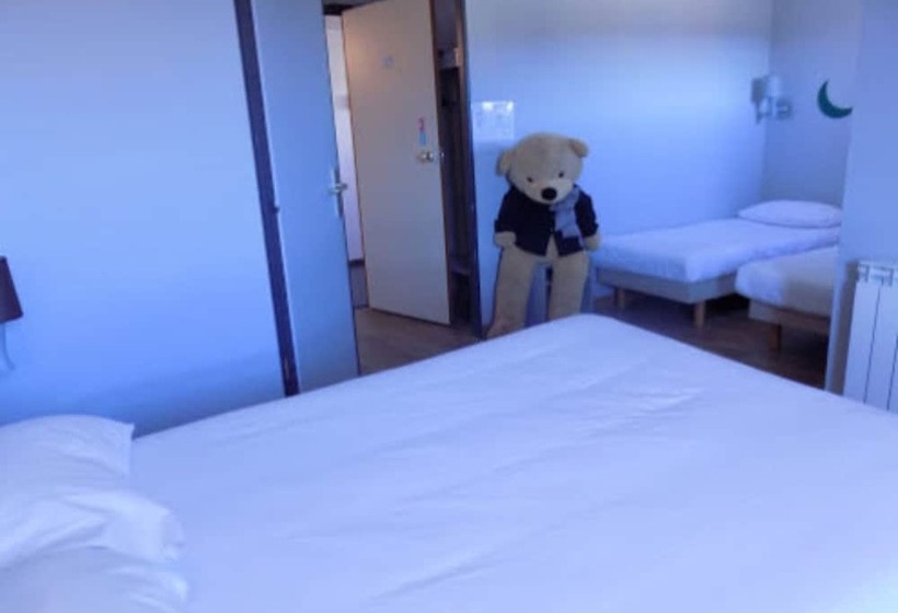 Четырехместный Номер Стандарт, Nestor Hotel Gap Et Restaurant