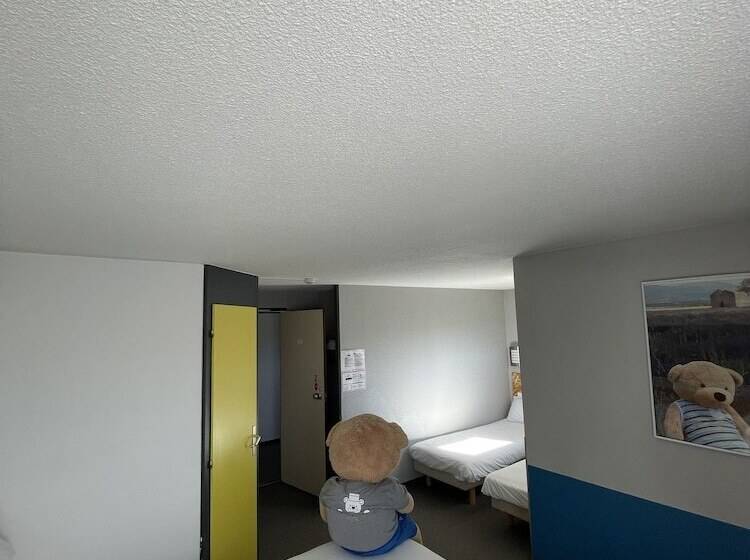 Четырехместный Номер Стандарт, Nestor Hotel Gap Et Restaurant