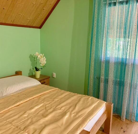 高级园景房, янтарная форель