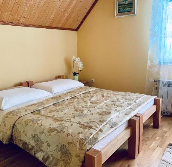 标准间带湖景, янтарная форель