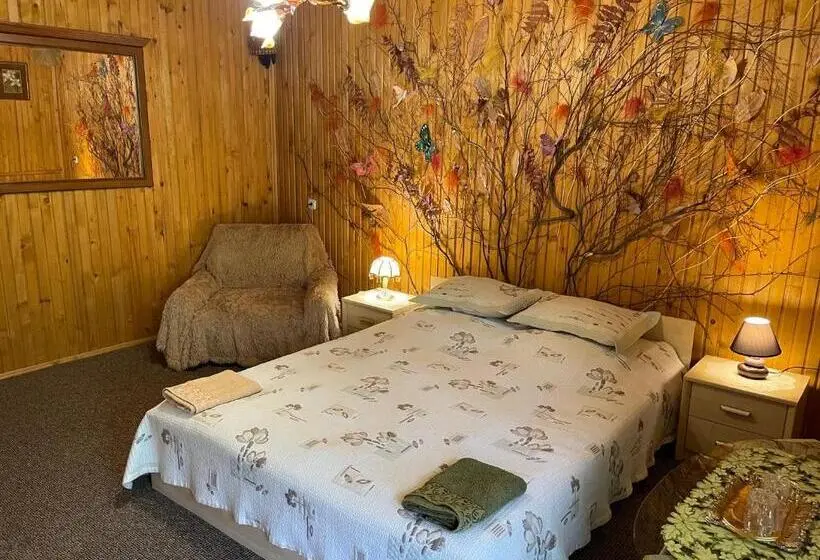 Habitació Estàndard Bany Compartit, Grunok