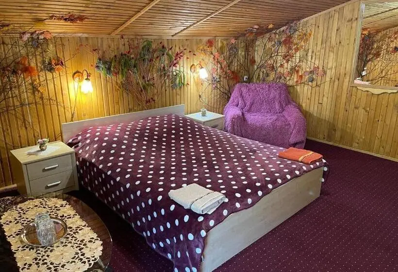 Habitació Estàndard Bany Compartit, Grunok