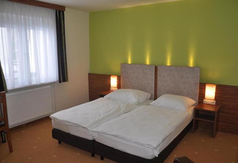 Номер Стандарт, Gasthof Zur Linde