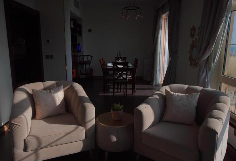 带1个卧室的带海景的公寓, Marina Two Apartment 201 With Direct Sea View