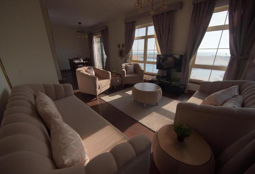 带1个卧室的带海景的公寓, Marina Two Apartment 201 With Direct Sea View