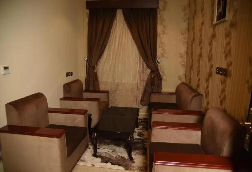 Standard-huone, Pearl Palace Hotel Suits