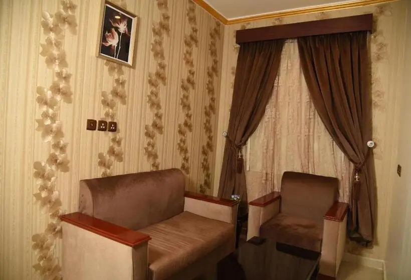 Economy Yhden Hengen Huone, Pearl Palace Hotel Suits