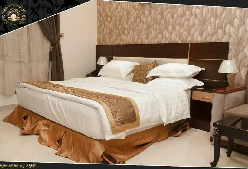 Standard-invahuone, Pearl Palace Hotel Suits