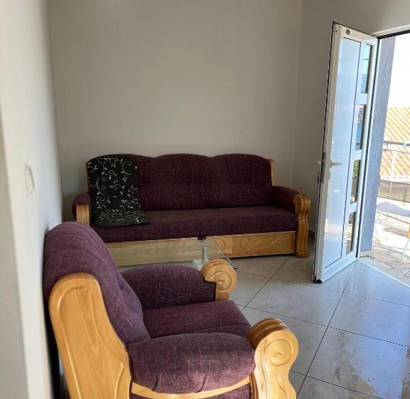 آپارتمان 1 خوابه با چشمانداز دریا, Apartments Apartmani Bojana