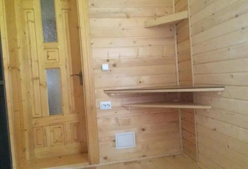 آپارتمان 3 خوابه, Mini Cottage