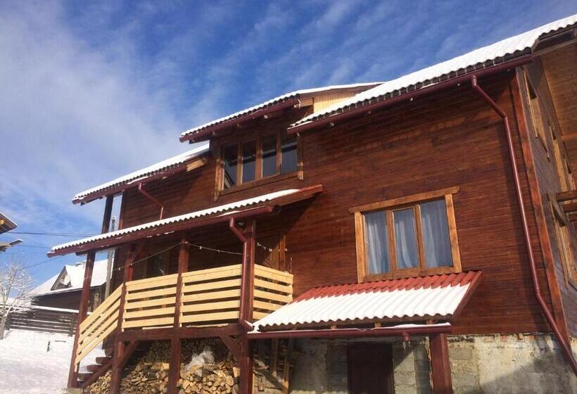 آپارتمان 3 خوابه, Mini Cottage