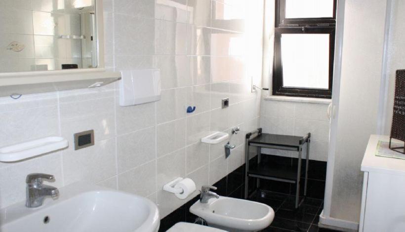 آپارتمان 2 خوابه, Trilocale Sissy Sul Mare