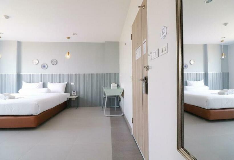 스탠다드 룸 킹사이즈 침대, Tree Tara