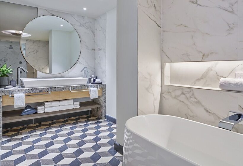 جناح رئاسى, Walt Disney World Swan Reserve