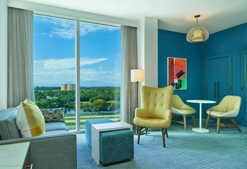 جناح جونيور سرير كينج, Walt Disney World Swan Reserve