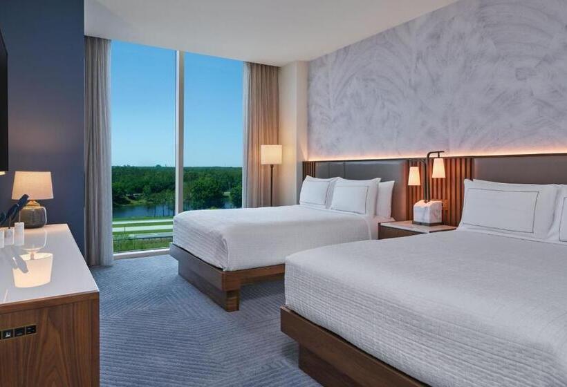 غرفة قياسية سرير ملكى, Walt Disney World Swan Reserve