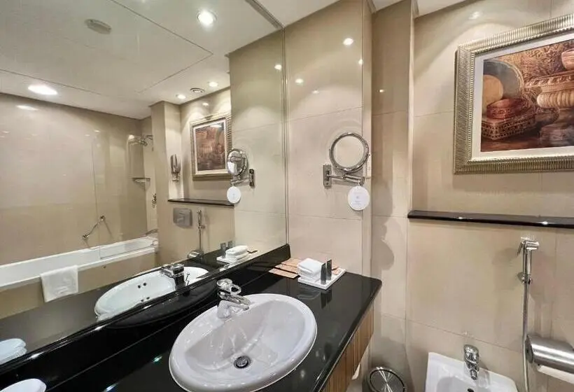 اتاق کلاسیک, Swissotel Al Murooj Dubai
