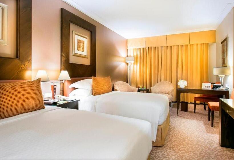 اتاق اجرایی, Swissotel Al Murooj Dubai