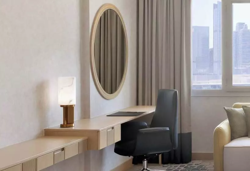 اتاق پرمیوم, Swissotel Al Murooj Dubai