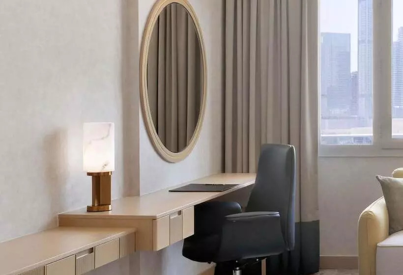 اتاق پرمیوم, Swissotel Al Murooj Dubai
