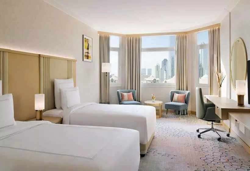 اتاق لوکس, Swissotel Al Murooj Dubai