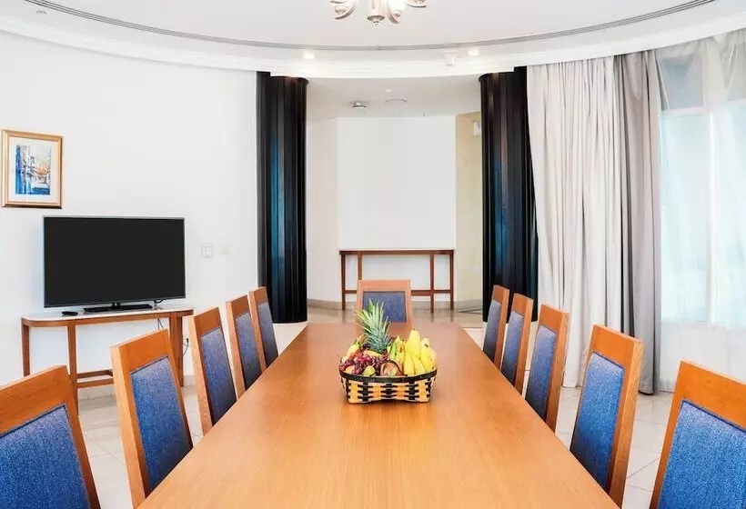 اتاق پنت هاوس, Swissotel Al Murooj Dubai
