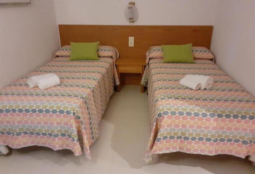 סטודיו משפחתי, Aparthotel Golf Beach