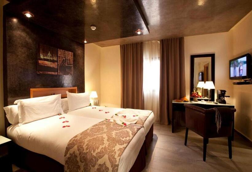 Prestige Room, Dellarosa Boutique Hotel And Spa
