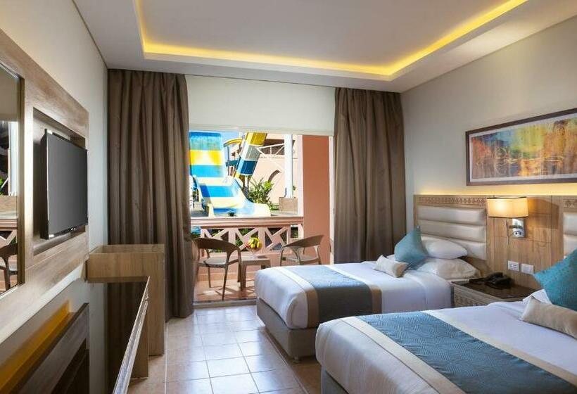 اتاق استاندارد با چشم‌انداز استخر, Pickalbatros Aqua Park Resort Hurghada