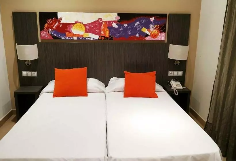 اتاق استاندارد یک نفره, Alcocebre Suites