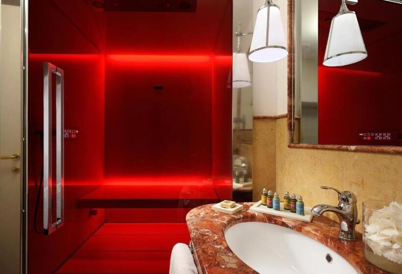 جناح, Castello Dal Pozzo