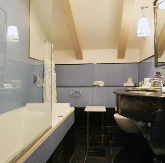 جناح, Castello Dal Pozzo