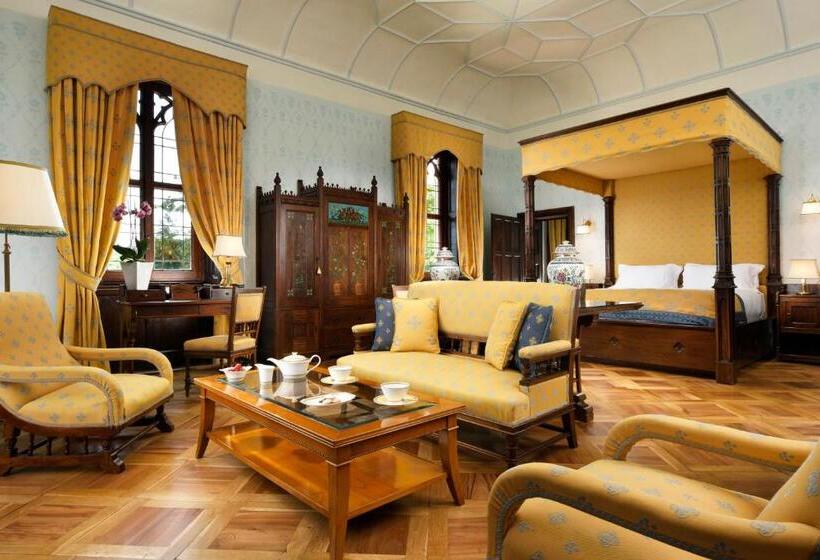 جناح مطل على البحيرة, Castello Dal Pozzo