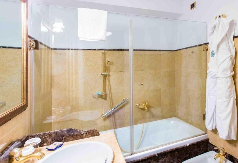 غرفة قياسية مطلّة علي الحديقة, Castello Dal Pozzo