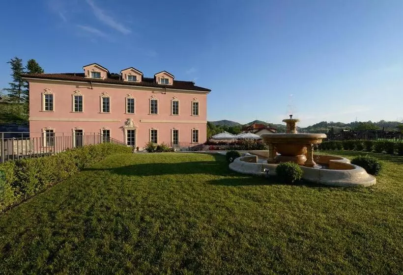 Suite with lake view, Castello Dal Pozzo